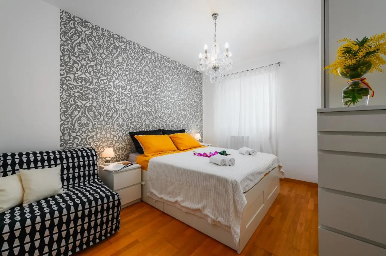 Aureo Apartment Pula Center Chorvatsko